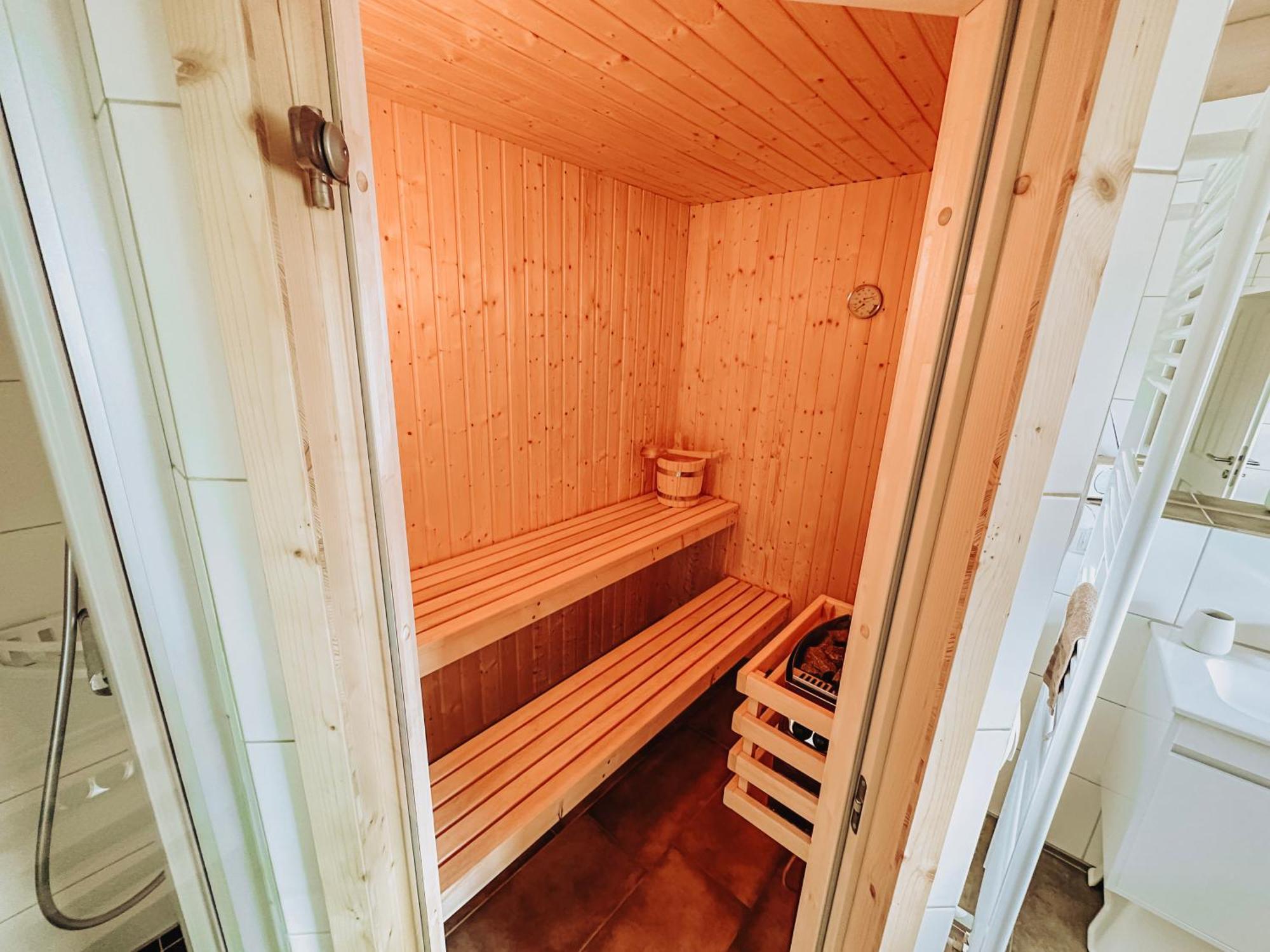 Malerisch Am See Mit Kamin, Sauna & Whirlpool Nordhorn Exterior foto